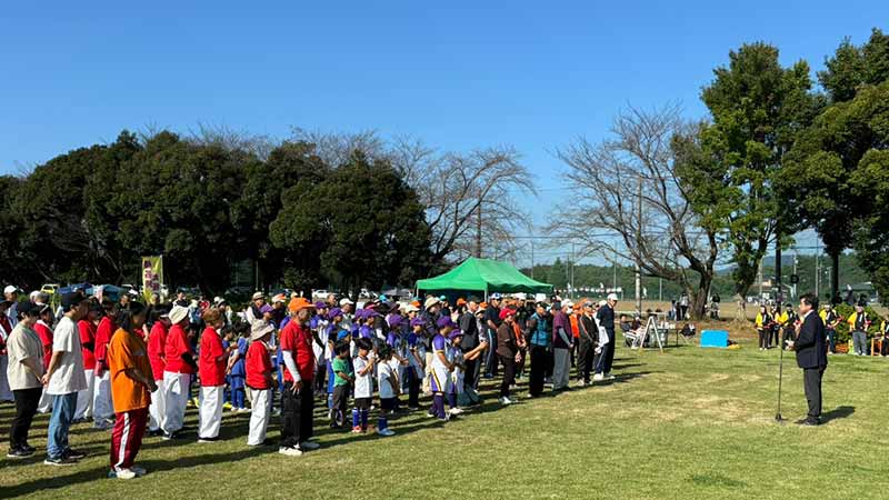 写真:かすみがうら市ふれあいスポーツフェアを、わかぐり運動公園で開催されました。の写真