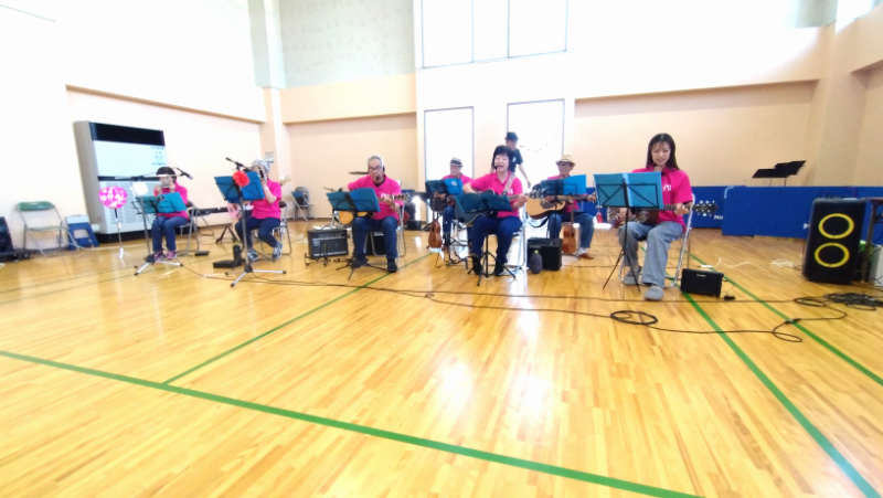 かすみがうら市下稲吉公民館事業として、スマイルコンサートが開催されました。の写真