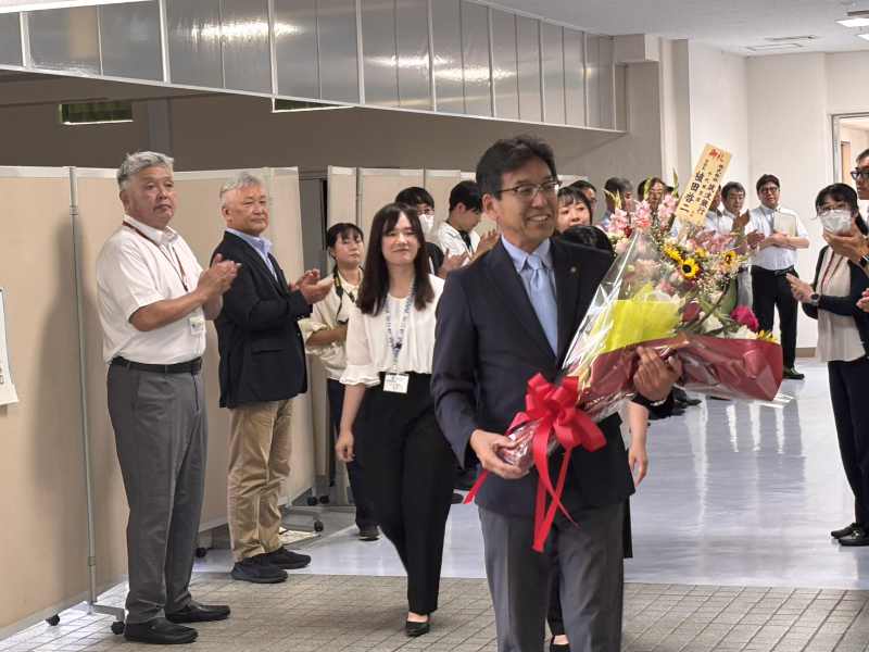 本日、かすみがうら市長としてのお役目を終了いたしました。の写真